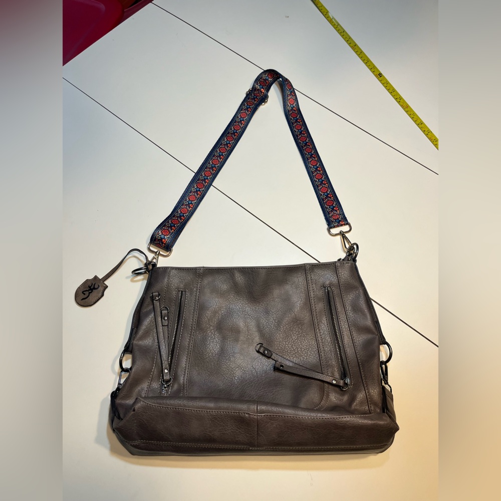 Browning Buckmark women’s crossbody faux leather stone gray bag flawed